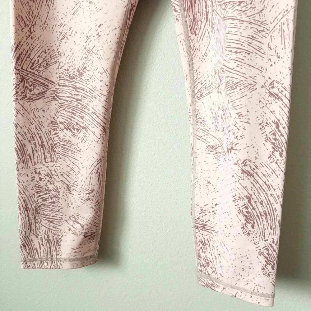 Pink Etching Light n Tight Hi-Rise 7/8 24” RC (8-10) - Picture 4 of 12